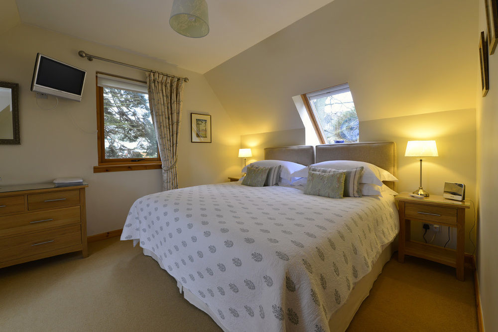 Brae House Bed & Breakfast Aberfeldy Exterior photo